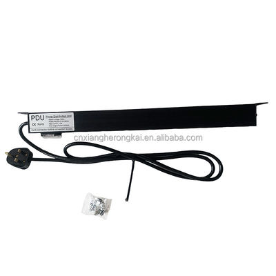 Andere PDU-stroomdistributie-afsluiting met 7-weg EU-standaardafspraken en USB-opladen