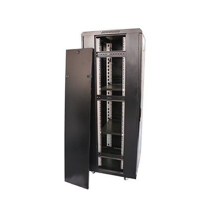 Bewaardeerde standaard server rack kast Upgrade uw datacentrum met stock beschikbaarheid